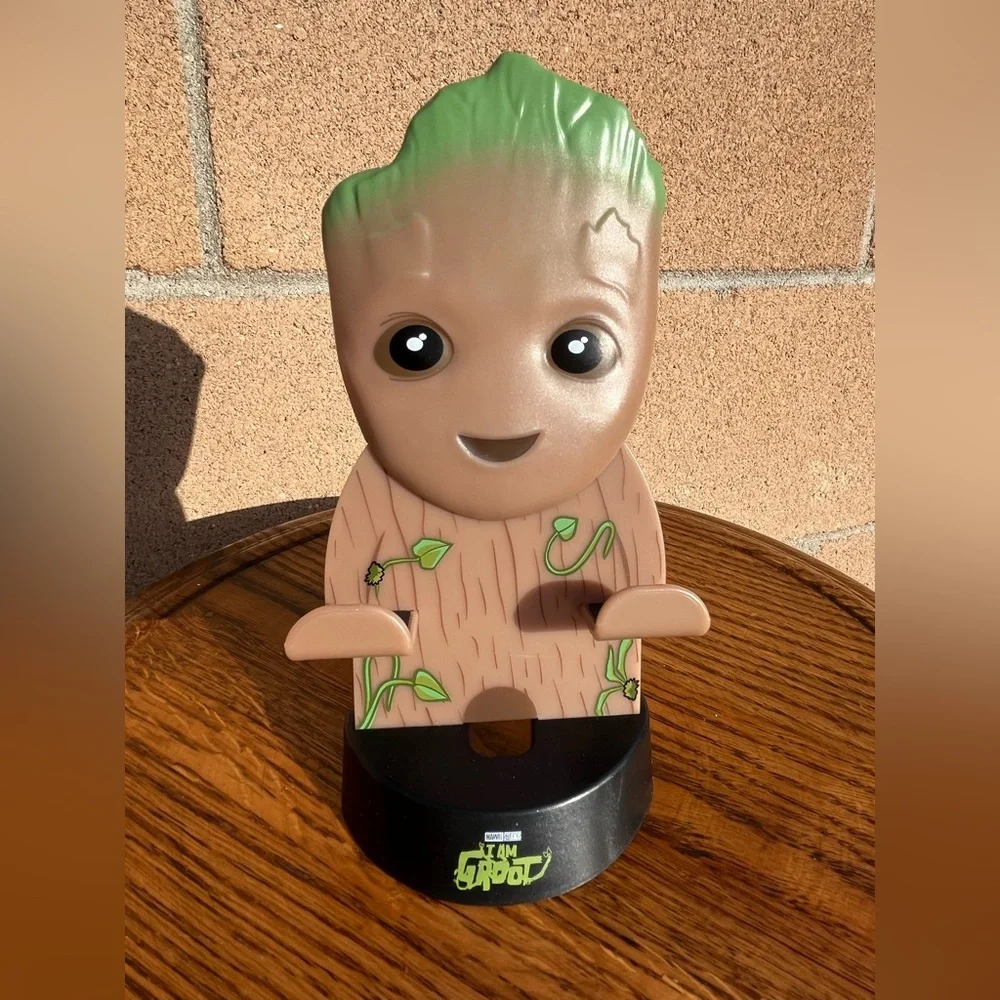 Groot from the Guardian of the galaxy Cell Phone Stand Tree Cartoon